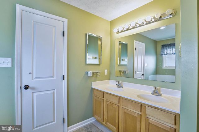 76 TATHER DR, Martinsburg, WV 25405