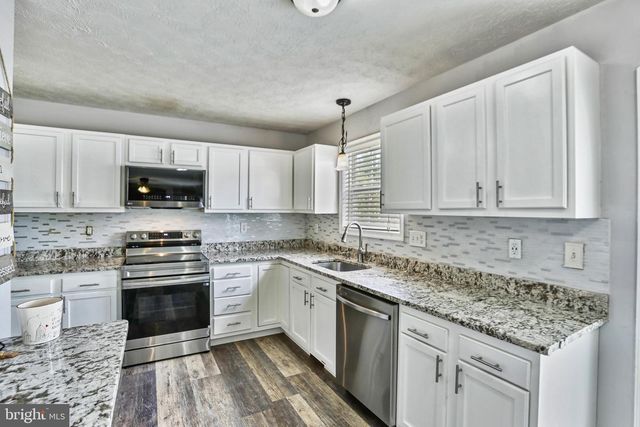 76 TATHER DR, Martinsburg, WV 25405