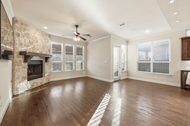 4366 Vineyard Creek Drive, Grapevine, TX 76051