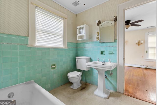 1080 Clifton Road NE, Atlanta, GA 30307