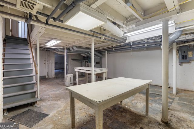 1080 Clifton Road NE, Atlanta, GA 30307