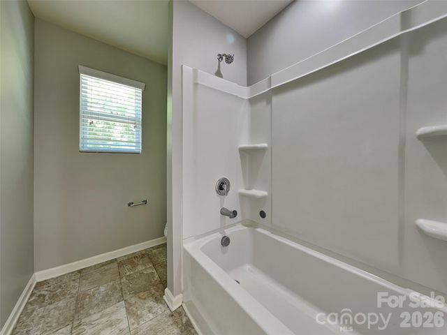 9425 Hartington Place, Charlotte, NC 28269