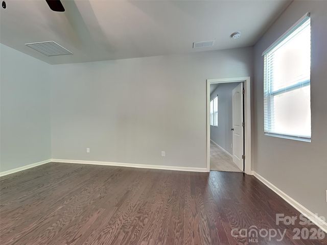 9425 Hartington Place, Charlotte, NC 28269