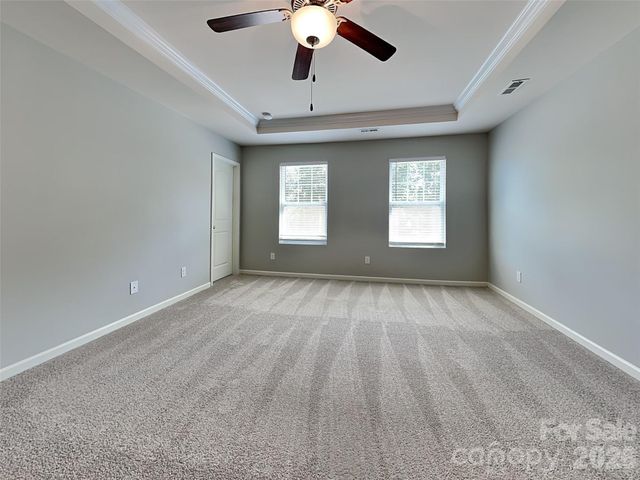 9425 Hartington Place, Charlotte, NC 28269