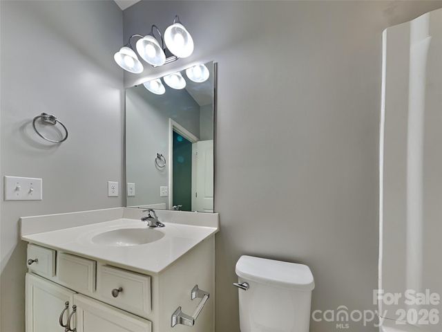 9425 Hartington Place, Charlotte, NC 28269