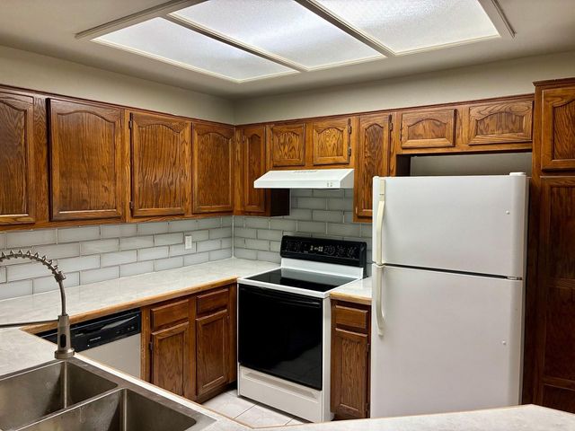 11666 N 28th Drive Unit 287, Phoenix, AZ 85029