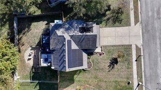 8505 N Mcdonald Avenue, Kansas City, MO 64153