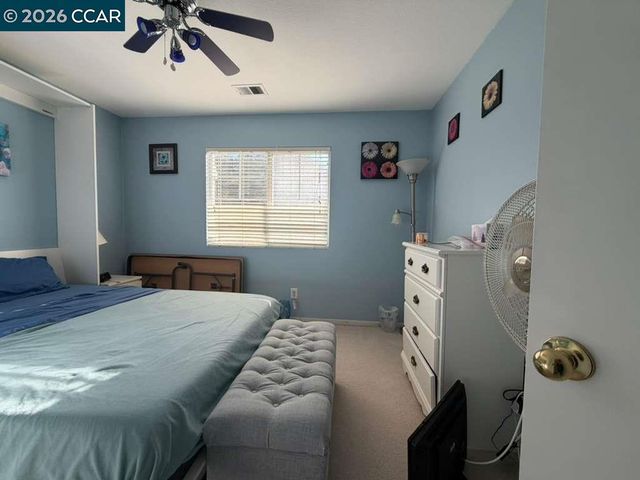 4 Deer Hill Ct, Pittsburg, CA 94565