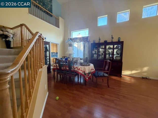 4 Deer Hill Ct, Pittsburg, CA 94565