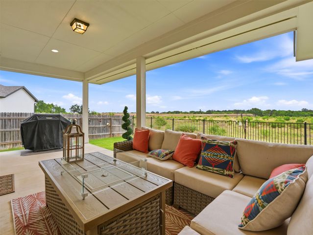 137 Night Bloom PATH, Liberty Hill, TX 78642