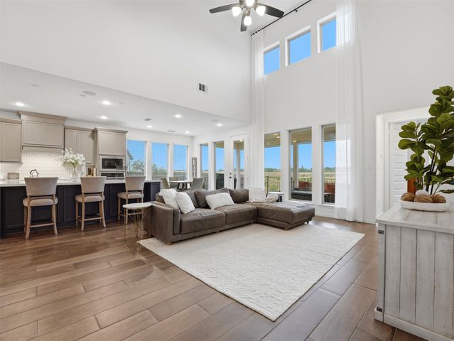 137 Night Bloom PATH, Liberty Hill, TX 78642