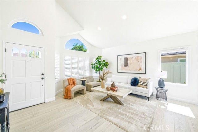 21041 Skylark, Lake Forest (el Toro), CA 92630