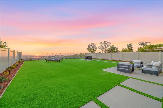 21041 Skylark, Lake Forest (el Toro), CA 92630