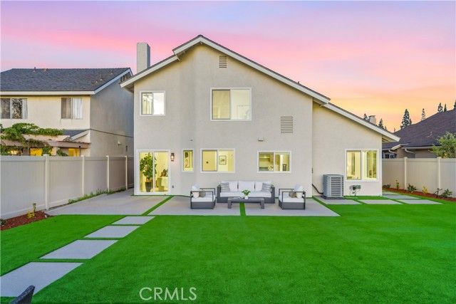 21041 Skylark, Lake Forest (el Toro), CA 92630