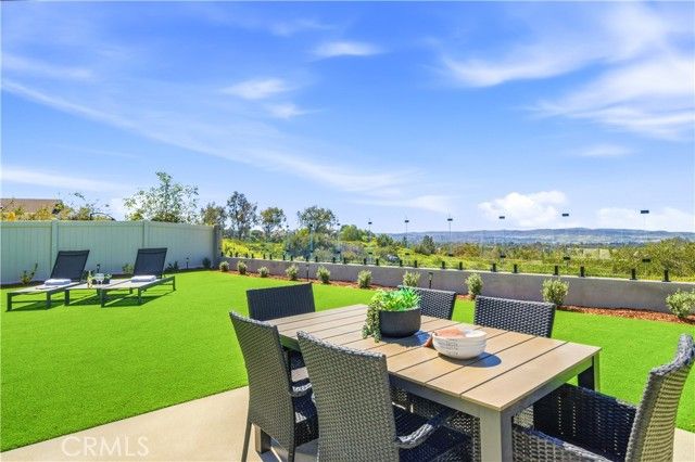 21041 Skylark, Lake Forest (el Toro), CA 92630