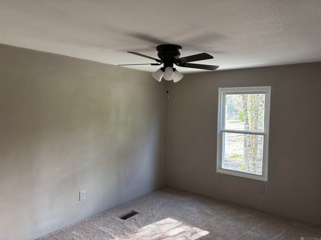 24510 La 42 Hwy, Holden, LA 70744