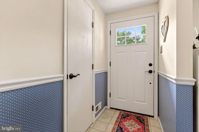 77 DORCHESTER CIR, Marlton, NJ 08053