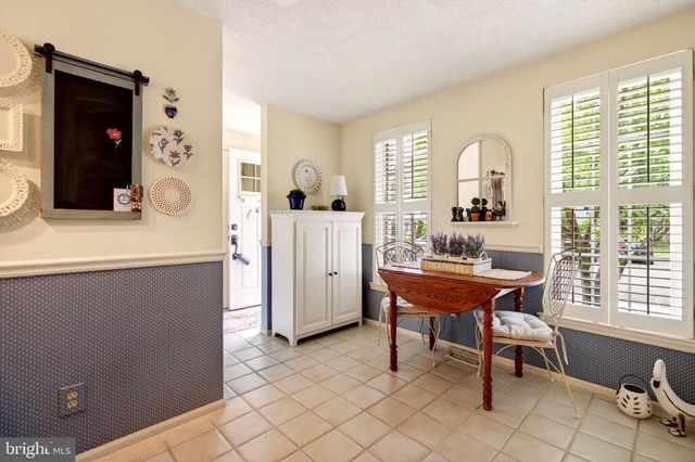 77 DORCHESTER CIR, Marlton, NJ 08053