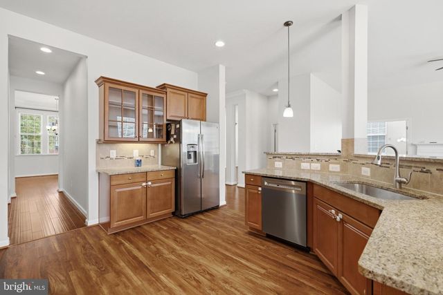 20920 ASHBURN HEIGHTS DR, Ashburn, VA 20148