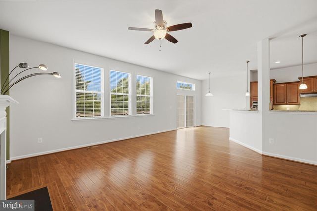 20920 ASHBURN HEIGHTS DR, Ashburn, VA 20148