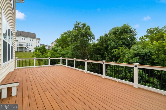 20920 ASHBURN HEIGHTS DR, Ashburn, VA 20148