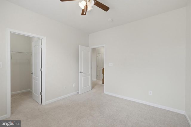 20920 ASHBURN HEIGHTS DR, Ashburn, VA 20148