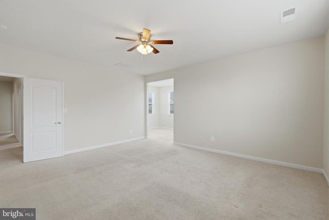20920 ASHBURN HEIGHTS DR, Ashburn, VA 20148