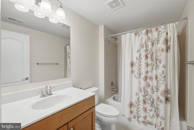 20920 ASHBURN HEIGHTS DR, Ashburn, VA 20148