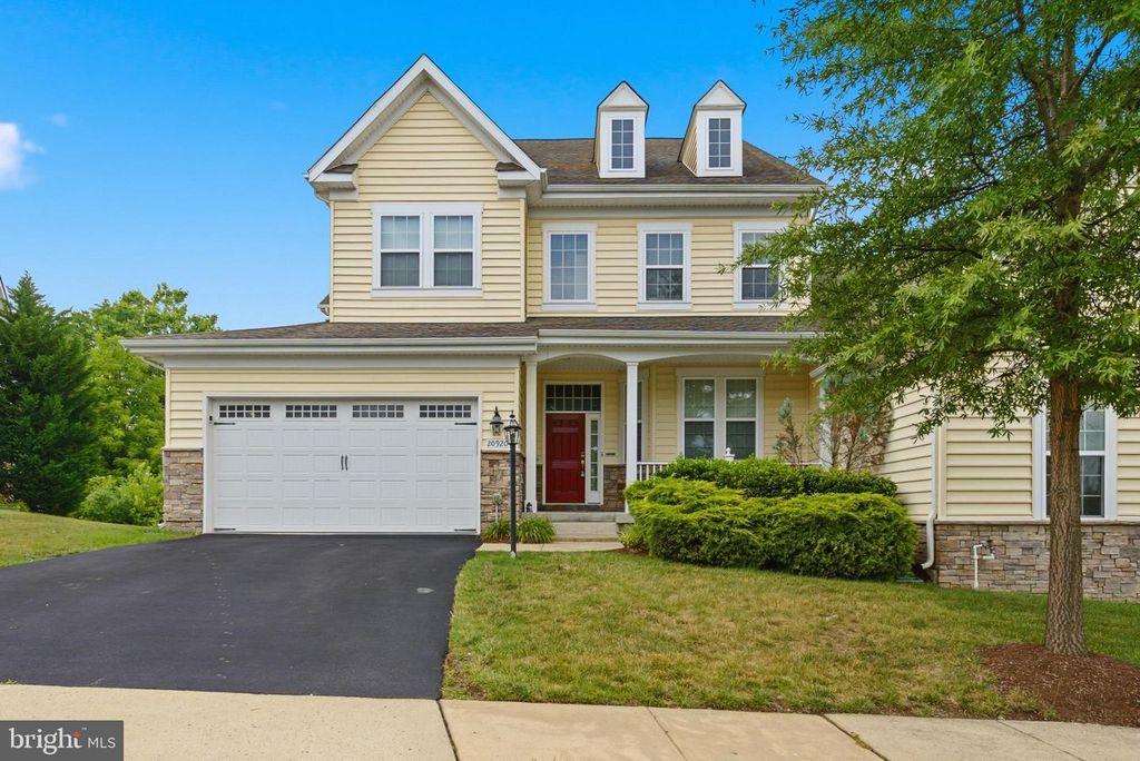 20920 ASHBURN HEIGHTS DR, Ashburn, VA 20148