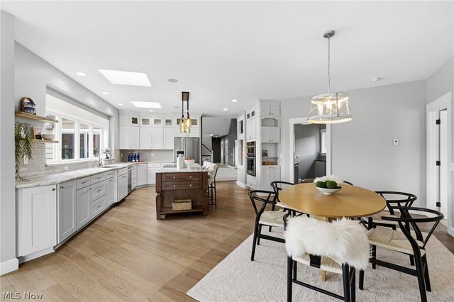 2197 S Medina Line Road, Wadsworth, OH 44281