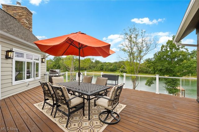 2197 S Medina Line Road, Wadsworth, OH 44281