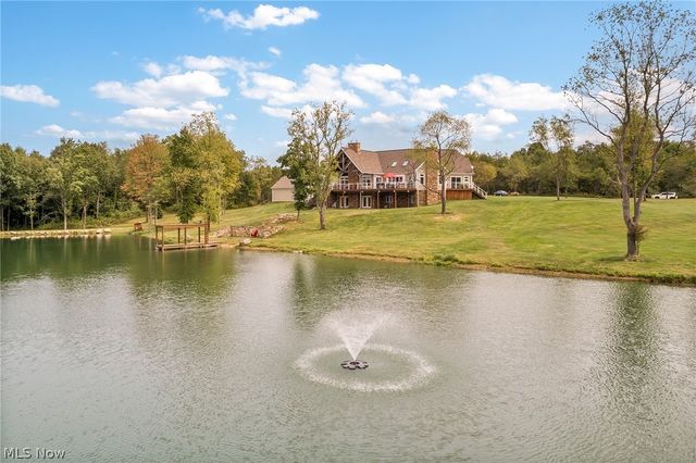 2197 S Medina Line Road, Wadsworth, OH 44281