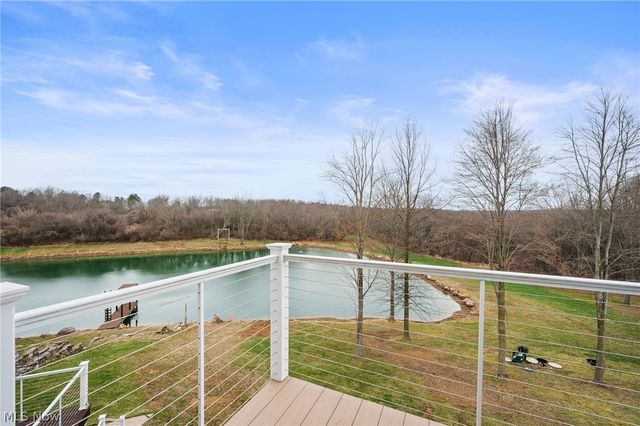 2197 S Medina Line Road, Wadsworth, OH 44281