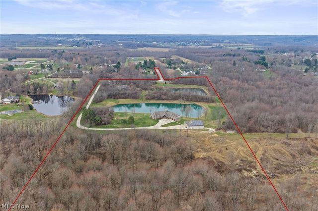 2197 S Medina Line Road, Wadsworth, OH 44281
