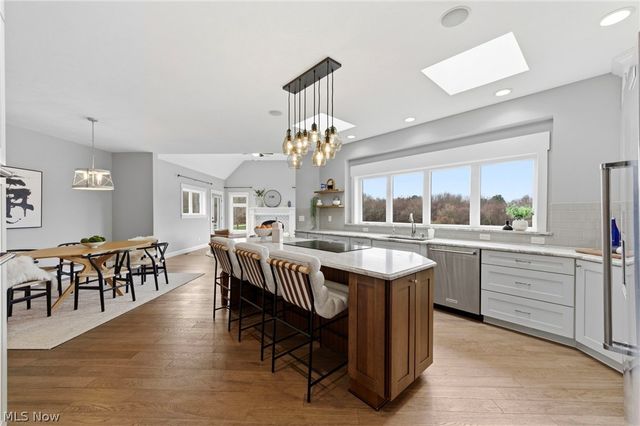 2197 S Medina Line Road, Wadsworth, OH 44281