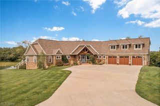 2197 S Medina Line Road, Wadsworth, OH 44281