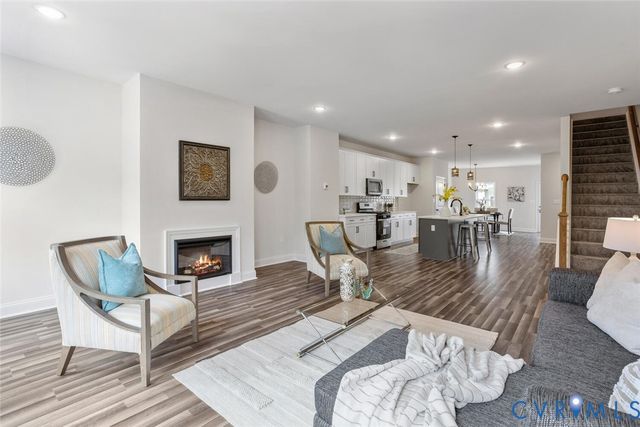 6408 Sanford Springs Cv, Midlothian, VA 23112