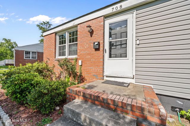 708 Barn Street, Jacksonville, NC 28540
