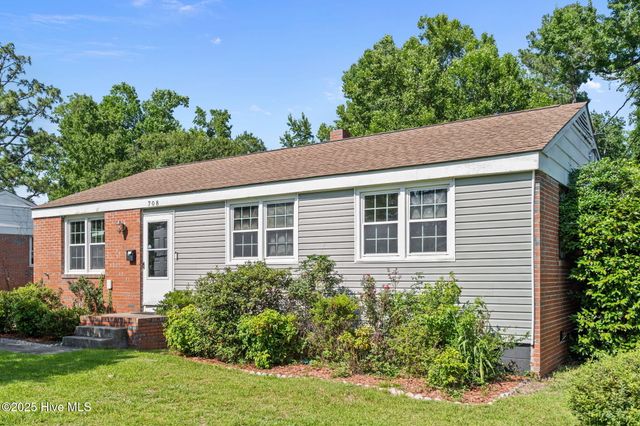 708 Barn Street, Jacksonville, NC 28540