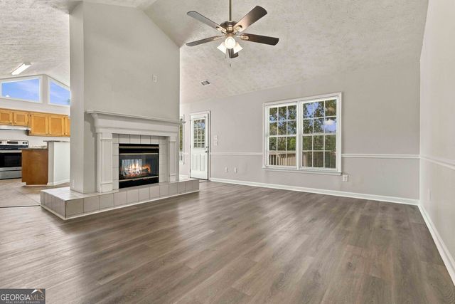 4215 Fox Chase Drive, Loganville, GA 30052