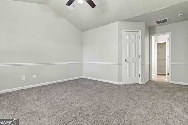 4215 Fox Chase Drive, Loganville, GA 30052