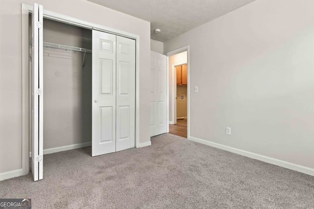 4215 Fox Chase Drive, Loganville, GA 30052