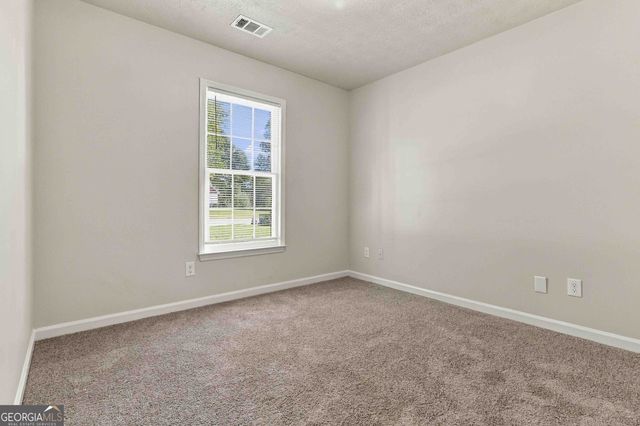 4215 Fox Chase Drive, Loganville, GA 30052