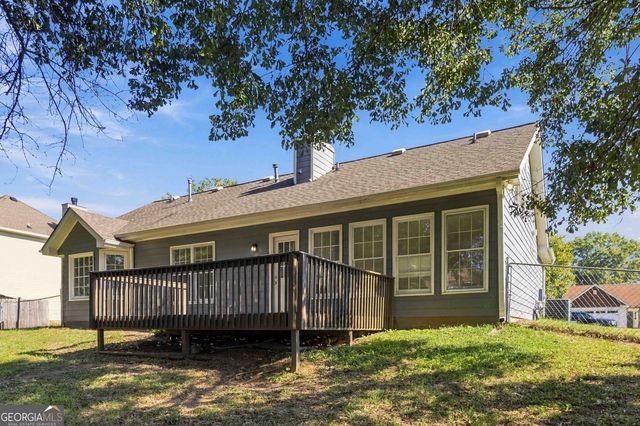 4215 Fox Chase Drive, Loganville, GA 30052