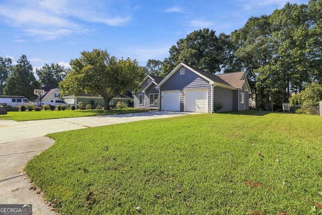 4215 Fox Chase Drive, Loganville, GA 30052