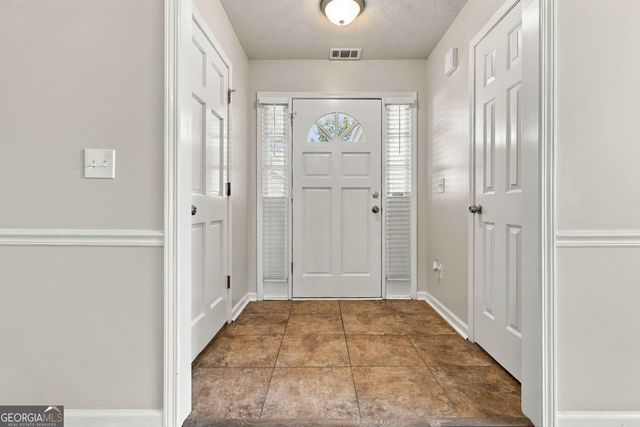 4215 Fox Chase Drive, Loganville, GA 30052