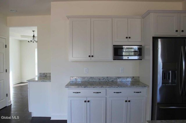 6 Karl Farm Road, Sand Lake, NY 12018