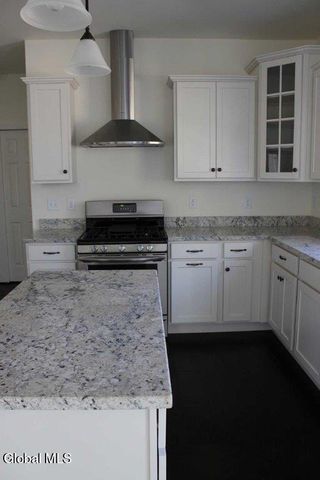 6 Karl Farm Road, Sand Lake, NY 12018