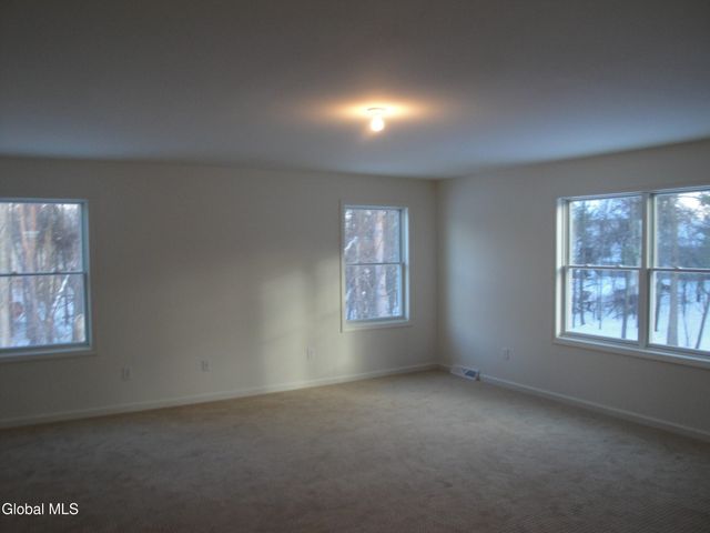 6 Karl Farm Road, Sand Lake, NY 12018