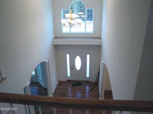 6 Karl Farm Road, Sand Lake, NY 12018